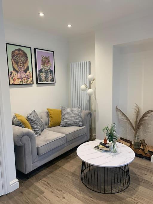 Alto - Lovely 2 Bedroom Serviced Apartment Bristol By Mint Stays Exterior photo